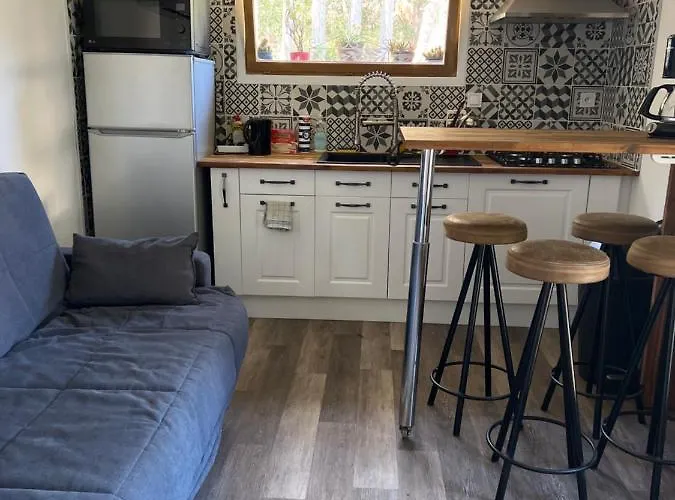 Chez Declan